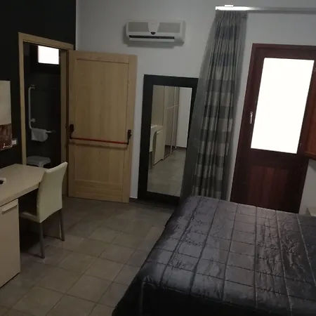 Ξενοδοχείο Nautic 4*